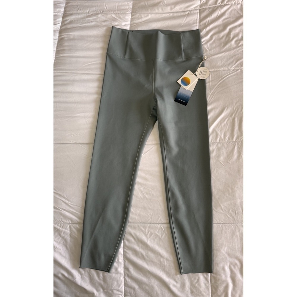 New VUORI Evolve Legging Size XL Uplift Leggings Pants in Fern Gray Compression
